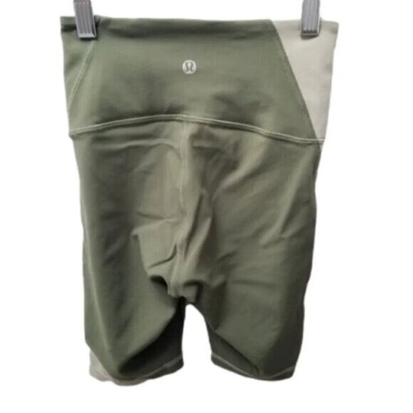 Lululemon Nulu Colour Block High-Rise Short 8" Green Twill / Green Fern 0 - Picture 6 of 13